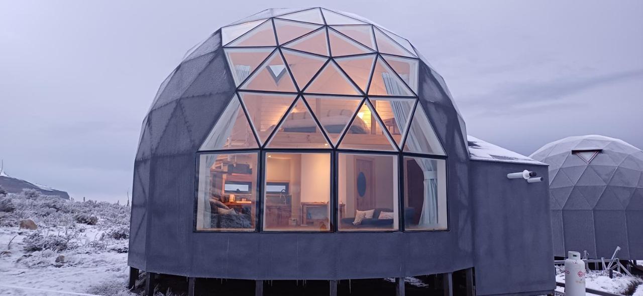 Dome With Stunning Glacier & Mountain Views Puerto Natales Eksteriør bilde