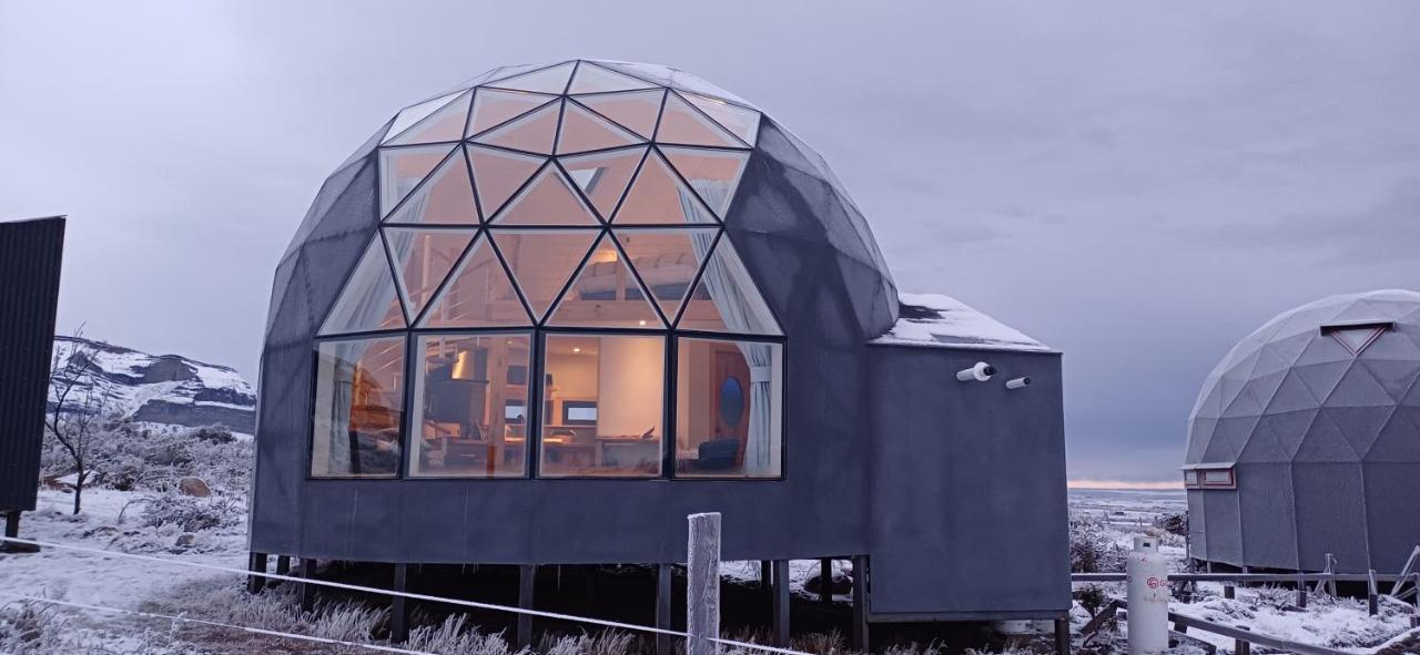 Dome With Stunning Glacier & Mountain Views Puerto Natales Eksteriør bilde